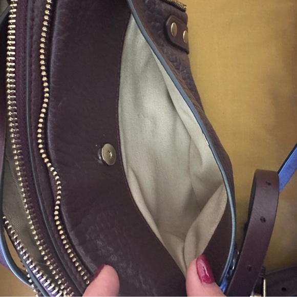 Rebecca Minkoff Crossbody Deep Purple like new condition medium size - Picture 4 of 10